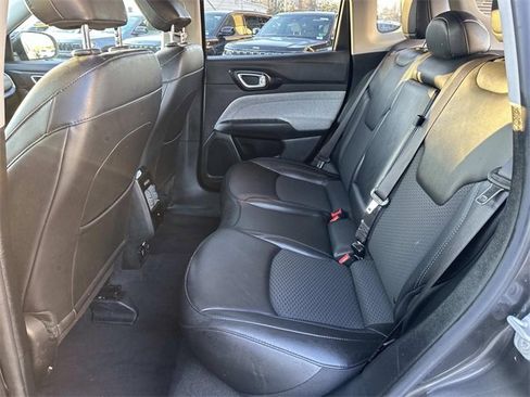 Used 2022 Jeep Compass Latitude w/ Convenience Group image 14