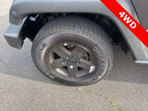 Used 2017 Jeep Wrangler Unlimited Sport w/ Quick Order Package 24S image 30