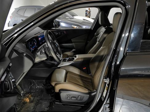 Used 2025 BMW X3 xDrive30i AWD/4WD image 4