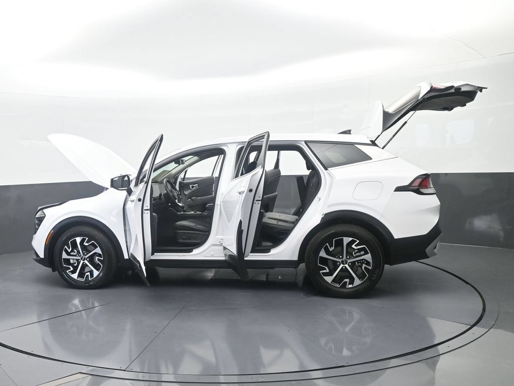 Used 2025 Kia Sportage EX FWD image 75