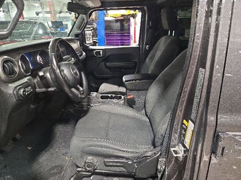 Used 2021 Jeep Wrangler Unlimited Sport AWD/4WD image 13