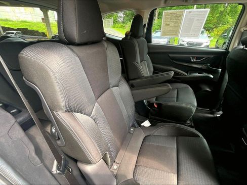 Certified 2024 Subaru Ascent Premium w/ Convenience Package AWD/4WD image 15