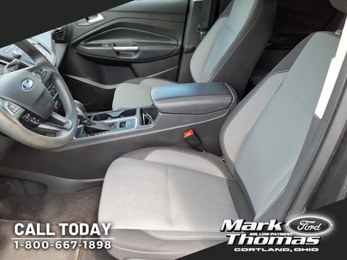 Used 2018 Ford Escape SE image 8