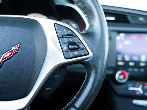Used 2019 Chevrolet Corvette Z06 RWD image 40