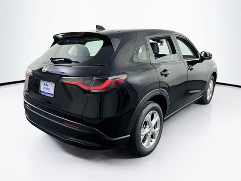 Used 2023 Honda HR-V LX image 5