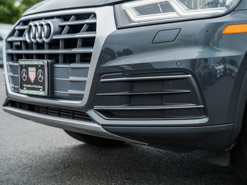 Used 2018 Audi Q5 2.0T Premium Plus w/ Premium Plus Package AWD/4WD image 15