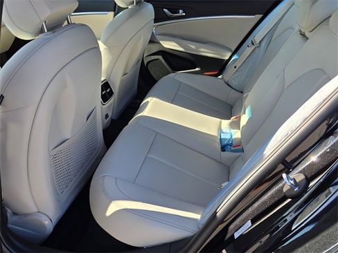 New 2026 Genesis G70 2.5T image 7