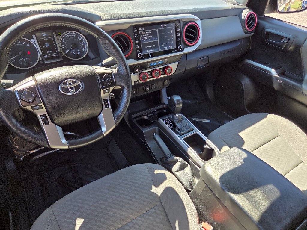Used 2021 Toyota Tacoma SR5 RWD image 9