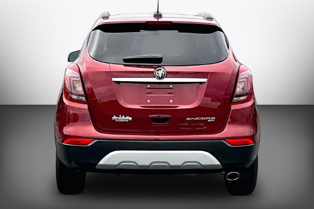 Used 2022 Buick Encore Preferred w/ Safety Package AWD/4WD image 4