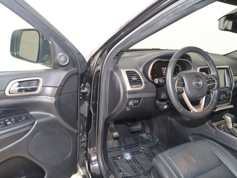 Used 2017 Jeep Grand Cherokee Limited AWD/4WD image 48