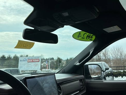 Used 2024 Ford Expedition Max Limited image 24