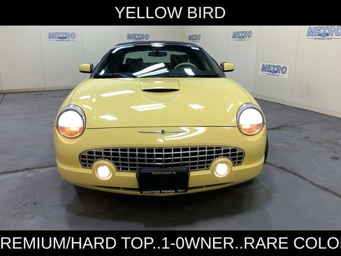 Used 2002 Ford Thunderbird RWD image 8