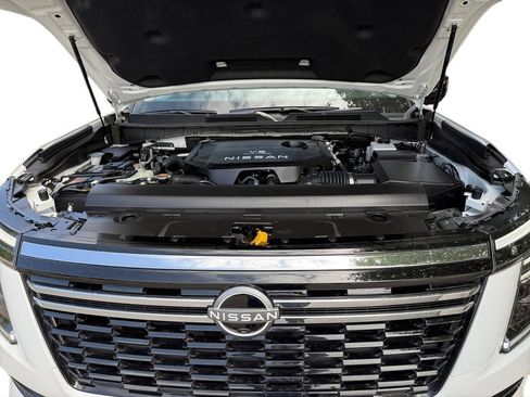 Used 2025 Nissan Armada SV AWD/4WD image 18
