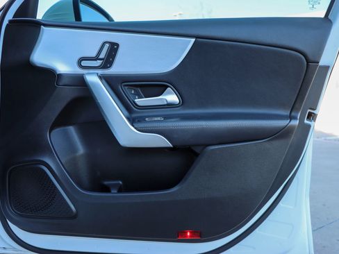 Used 2019 Mercedes-Benz A 220 image 10