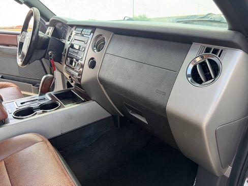 Used 2012 Ford Expedition King Ranch RWD image 27