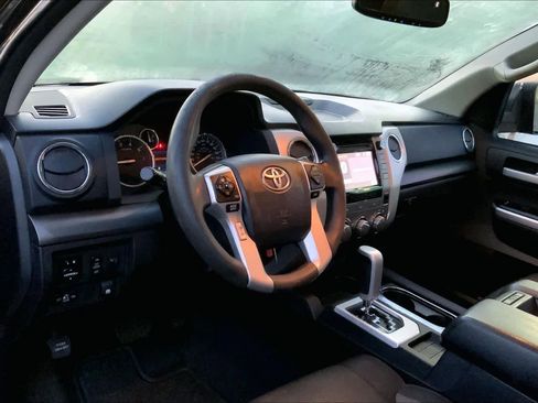 Used 2015 Toyota Tundra SR5 image 16