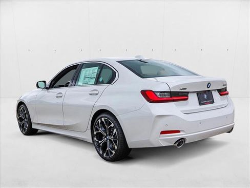Used 2025 BMW 330i xDrive Sedan AWD/4WD image 7