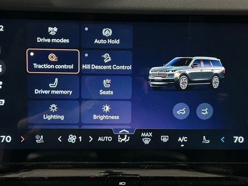 New 2026 Lincoln Navigator Premiere AWD/4WD image 98