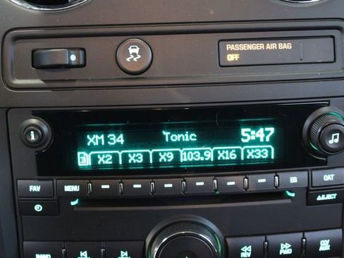 Used 2010 Chevrolet HHR LS image 16