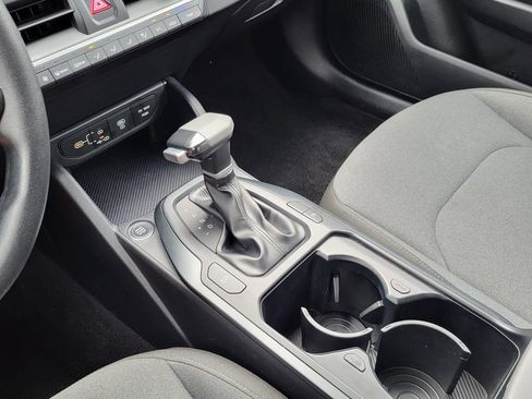 Used 2025 Kia K4 LXS image 28