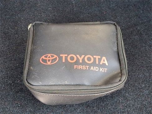 Used 2024 Toyota 4Runner SR5 image 31