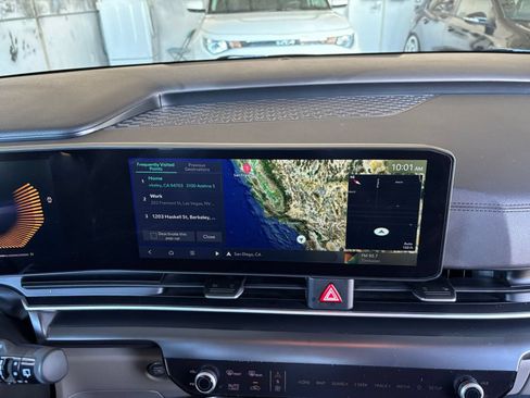 Used 2026 Kia Carnival FWD image 20