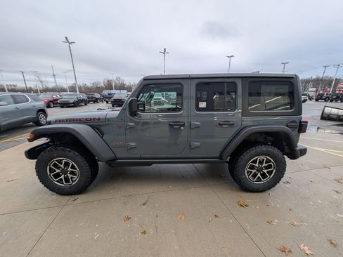 New 2026 Jeep Wrangler Unlimited Rubicon AWD/4WD image 8