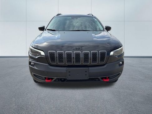 Used 2023 Jeep Cherokee Trailhawk w/ Premium Leather Package image 9