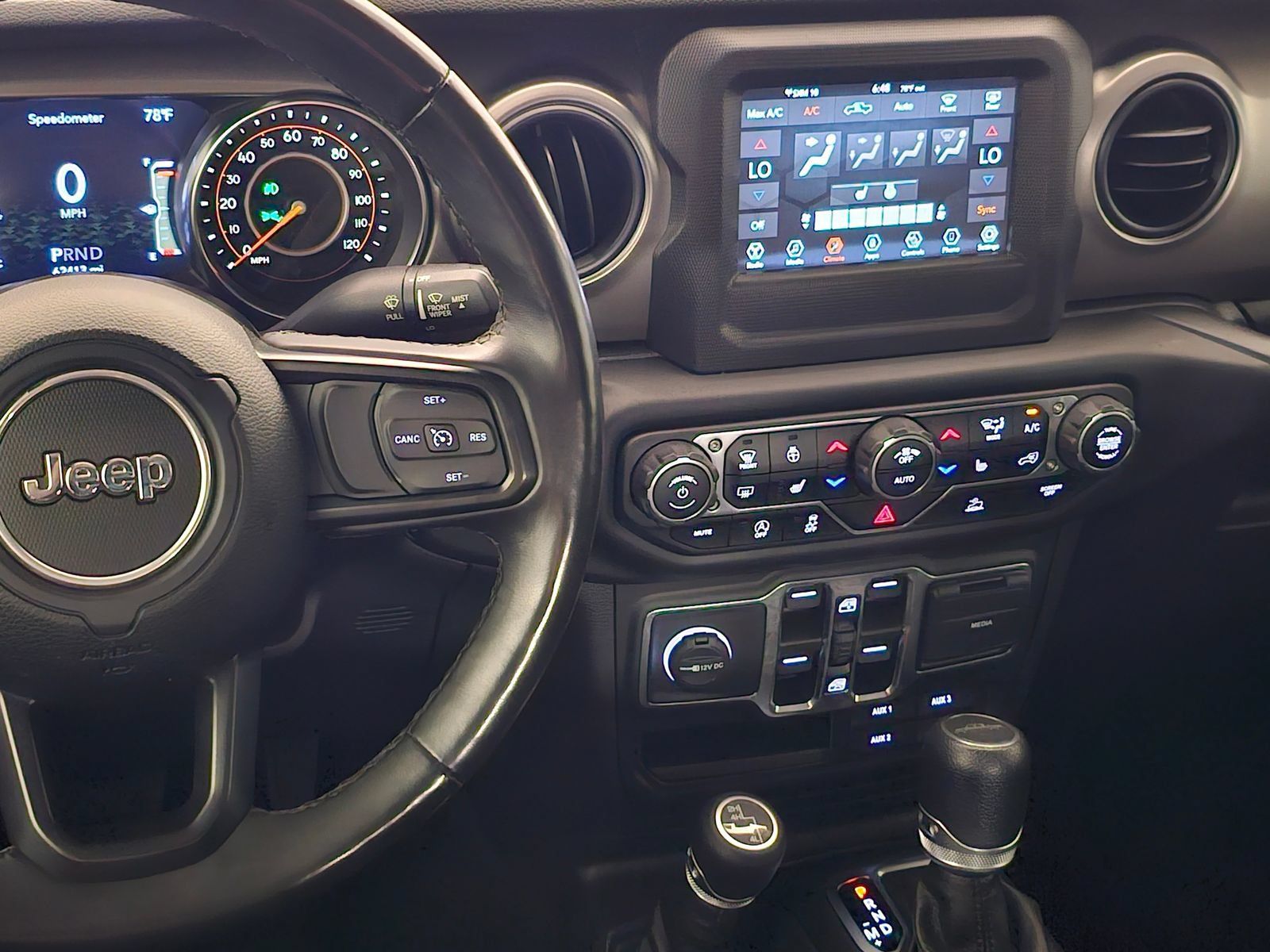 Used 2021 Jeep Gladiator Sport AWD/4WD image 11
