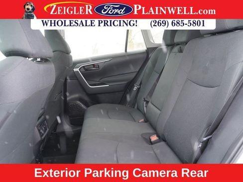 Used 2024 Toyota RAV4 LE image 7