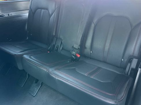 Used 2022 Ford Expedition Limited RWD image 16