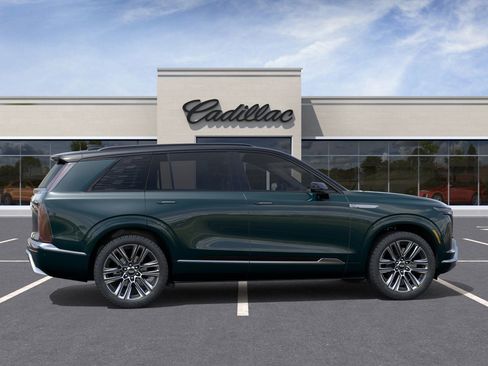 New 2026 Cadillac Vistiq Platinum w/ LPO, Floor Liner Package image 5