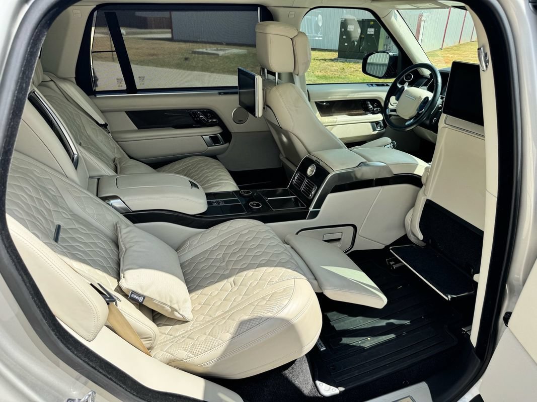 Used 2020 Land Rover Range Rover LWB SV Autobiography AWD/4WD image 15