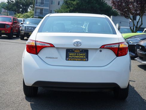 Used 2016 Toyota Corolla L FWD image 4