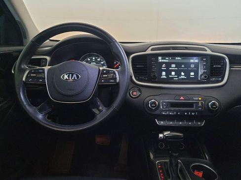 Used 2019 Kia Sorento SX w/ SX Touring Package AWD/4WD image 22