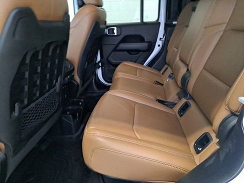 Used 2020 Jeep Gladiator Rubicon image 24