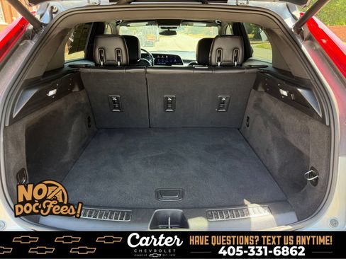 Used 2024 Cadillac XT4 Premium Luxury FWD image 30