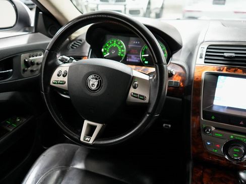 Used 2009 Jaguar XKR R image 11