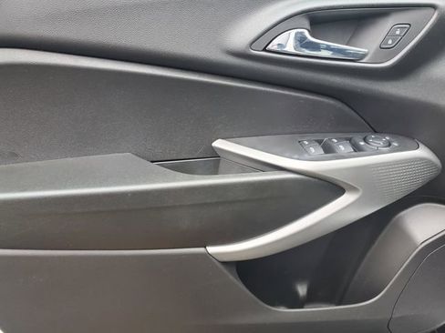 Certified 2024 Chevrolet Trax LS w/ Driver Confidence Package image 16