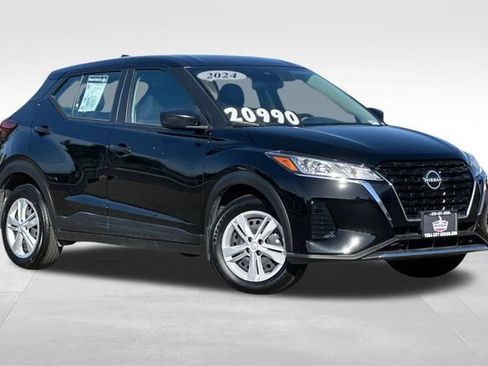 Certified 2024 Nissan Kicks S FWD image 2