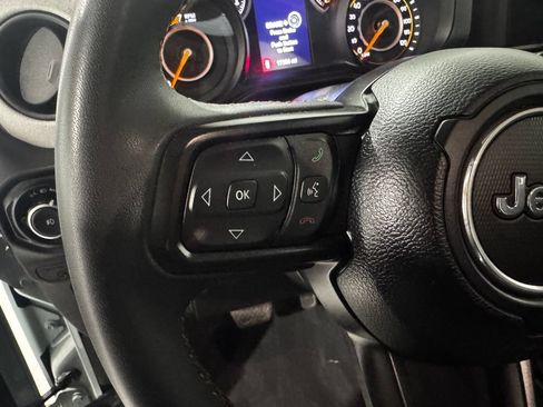 Used 2024 Jeep Wrangler Unlimited Sport AWD/4WD image 6