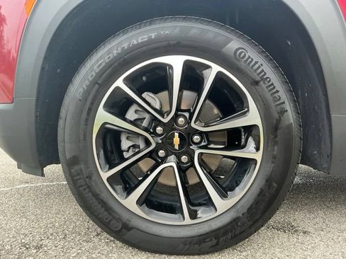 Used 2024 Chevrolet TrailBlazer LT w/ Driver Confidence Package FWD image 14