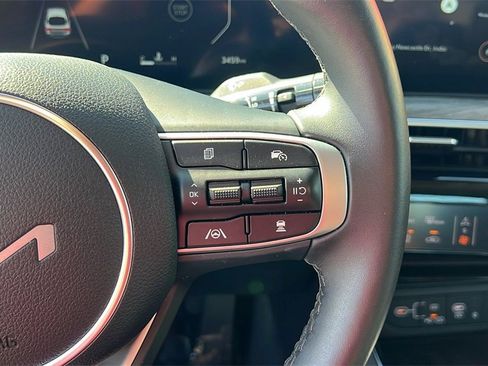 Used 2025 Kia K5 EX image 16