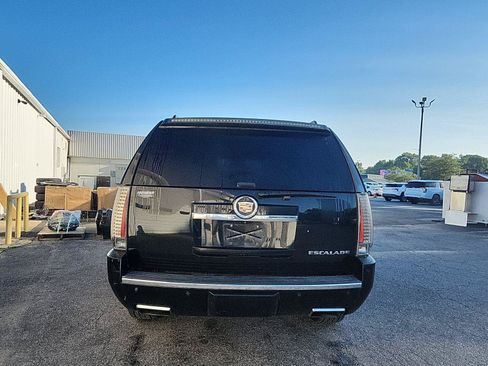 Used 2014 Cadillac Escalade Premium AWD/4WD image 4