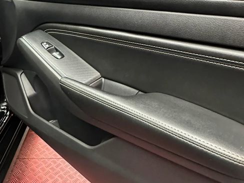 Used 2019 Nissan Altima 2.5 Platinum FWD image 28