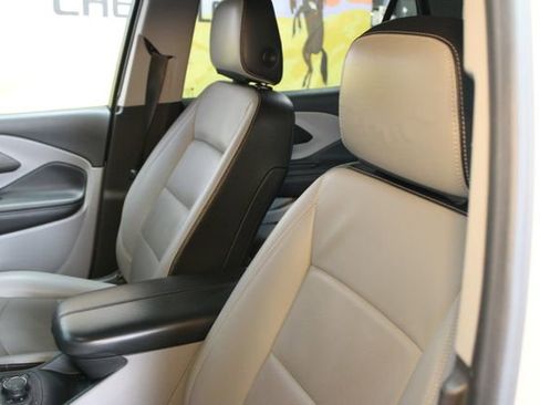 Used 2022 GMC Terrain SLT w/ Infotainment Package II AWD/4WD image 20