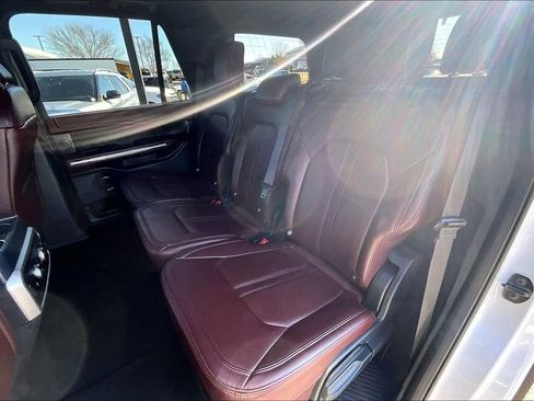 Used 2024 Ford Expedition Limited image 26