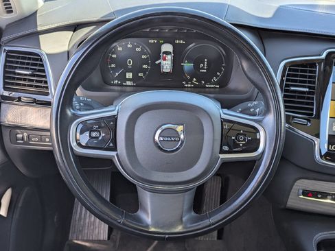Used 2022 Volvo XC90 T8 Inscription AWD/4WD image 28