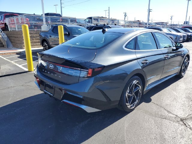 Certified 2026 Hyundai Sonata SEL FWD image 4