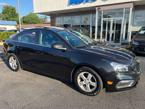 Used 2014 Chevrolet Cruze LT w/ All-Star Edition FWD image 4